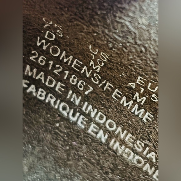 Clarks Artisan Elipsa Mae Double Buckle Brown Block Heels Ankle Boots Size 10 - Picture 11 of 13